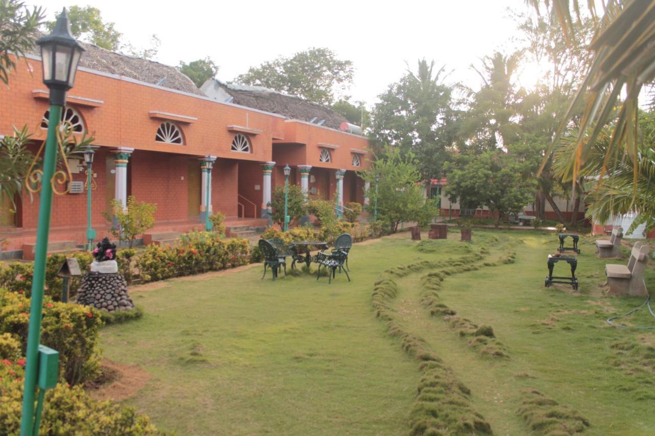 Chettinadu Court- HERITAGE VIEW Kānādukāttān Extérieur photo